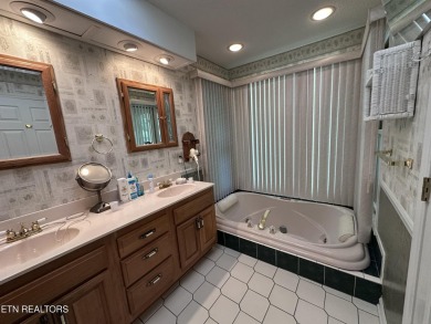Beautiful brick 3 bedroom, 3 bathroom home in sought-after on Druid Hills Golf Club in Tennessee - for sale on GolfHomes.com, golf home, golf lot