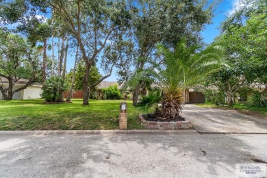 Spacious 3-bed, 3-bath home with two master suites--perfect for on Harlingen Country Club in Texas - for sale on GolfHomes.com, golf home, golf lot