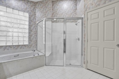 Opportunity awaits in this 3 bedroom, 2 bathroom single-family on  in Florida - for sale on GolfHomes.com, golf home, golf lot