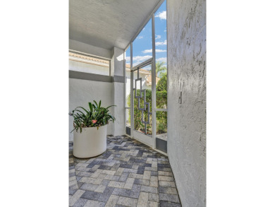 Opportunity awaits in this 3 bedroom, 2 bathroom single-family on  in Florida - for sale on GolfHomes.com, golf home, golf lot