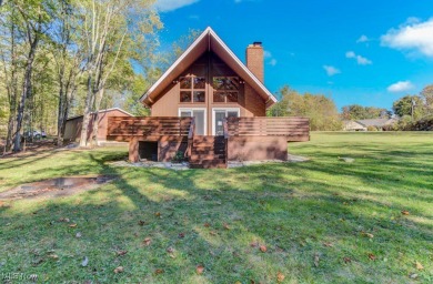 Welcome to your Lake Mohawk retreat! This stylishly remodeled on Lake Mohawk Golf Club in Ohio - for sale on GolfHomes.com, golf home, golf lot