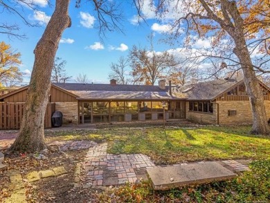 This stunning one level home in Hillcrest Heights has been named on Hillcrest Country Club in Oklahoma - for sale on GolfHomes.com, golf home, golf lot