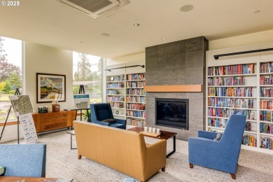immaculate condo located in Charbonneau Village. This property on Charbonneau Golf Club in Oregon - for sale on GolfHomes.com, golf home, golf lot