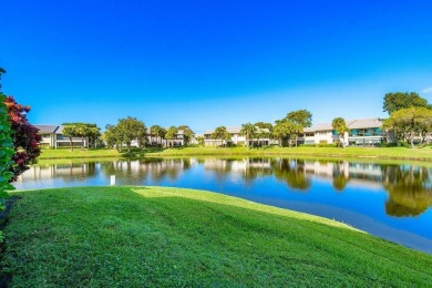 *PRICED TO SELL!* Discover unparalleled privacy and panoramic on Hunters Run Golf and Country Club in Florida - for sale on GolfHomes.com, golf home, golf lot