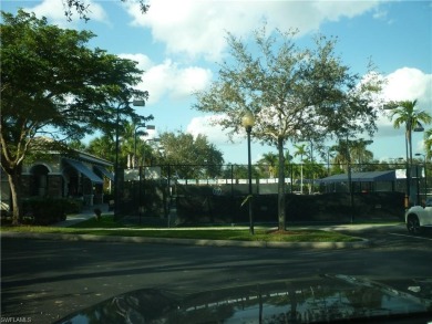 FANTASTIC VIEW! GOLF INCLUDED! Cozy turnkey 2/2 with screened on Heritage Bay Golf Course in Florida - for sale on GolfHomes.com, golf home, golf lot