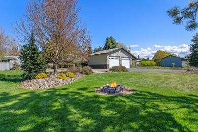 ROOM TO BREATH! Custom built 4 bed/3.5 bath craftsman on Avondale Golf and Tennis Club in Idaho - for sale on GolfHomes.com, golf home, golf lot