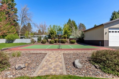 ROOM TO BREATH! Custom built 4 bed/3.5 bath craftsman on Avondale Golf and Tennis Club in Idaho - for sale on GolfHomes.com, golf home, golf lot