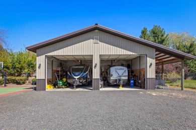 ROOM TO BREATH! Custom built 4 bed/3.5 bath craftsman on Avondale Golf and Tennis Club in Idaho - for sale on GolfHomes.com, golf home, golf lot