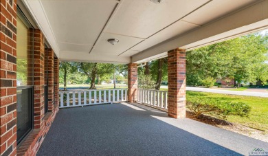 Freshly updated and move-in ready! This 3-bed, 2-bath home in on Hide-A-Way Lake Golf Course in Texas - for sale on GolfHomes.com, golf home, golf lot