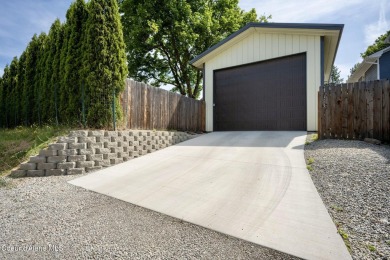 Live the active CDA lifestyle--steps from golf, beaches, and on Coeur D Alene Resort Golf Course in Idaho - for sale on GolfHomes.com, golf home, golf lot