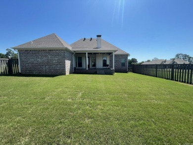 Welcome to your dream home located across from the Searcy on Searcy Country Club in Arkansas - for sale on GolfHomes.com, golf home, golf lot