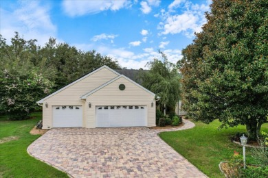 Welcome to your dream home in Southern Woods at Sugarmill Woods! on Southern Woods Golf Club in Florida - for sale on GolfHomes.com, golf home, golf lot