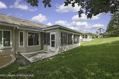 Welcome to this bright and spacious Oakmont villa located in the on Timber Pines Golf Course in Florida - for sale on GolfHomes.com, golf home, golf lot