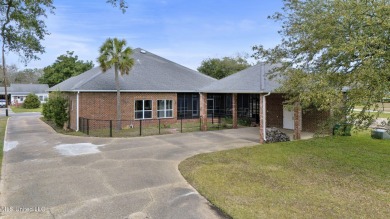 Gulf / Beach Lover's Dream Home !   Located within step to the on Pascagoula Country Club in Mississippi - for sale on GolfHomes.com, golf home, golf lot