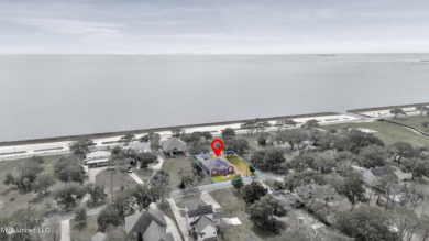 Gulf / Beach Lover's Dream Home !   Located within step to the on Pascagoula Country Club in Mississippi - for sale on GolfHomes.com, golf home, golf lot