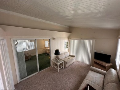 LOOK NO FURTHER!!  ESCAPE THE HUSTLE AND BUSTLE OF BIG CITY on Bluffs Golf Course in Florida - for sale on GolfHomes.com, golf home, golf lot