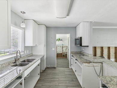 Wow, what a beautiful lot! Welcome to the vibrant Shore Acres on The Renaisssance Vinoy Golf Club in Florida - for sale on GolfHomes.com, golf home, golf lot
