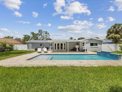 Wow, what a beautiful lot! Welcome to the vibrant Shore Acres on The Renaisssance Vinoy Golf Club in Florida - for sale on GolfHomes.com, golf home, golf lot