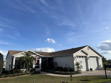 3 BEDROOM - 2 BATH - GOLF COURSE This Secluded Triple-Wide Palm on Scotland Yards Golf Club in Florida - for sale on GolfHomes.com, golf home, golf lot