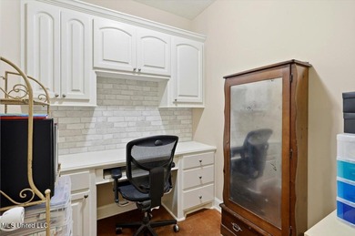 LAKEVIEW. CUL-DE-SAC. PRIVACY!!!! Spectacular opportunity in on Patrick Farms Golf Club in Mississippi - for sale on GolfHomes.com, golf home, golf lot