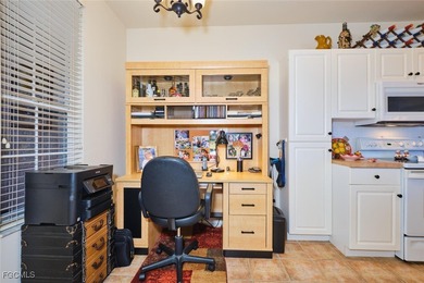 Top floor 3 bedroom condo located in Lexington Country Club's on Lexington Country Club in Florida - for sale on GolfHomes.com, golf home, golf lot