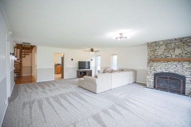 Here's your chance to get into one of Bolivar's most loved on Boliver Municipal Golf Course  in Missouri - for sale on GolfHomes.com, golf home, golf lot