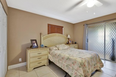 Beautiful & highly desirable 1st floor 2 bed 2 bath in fabulous on Kings Point Golf -Flanders Way in Florida - for sale on GolfHomes.com, golf home, golf lot
