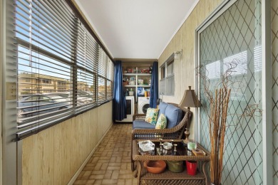 Beautiful & highly desirable 1st floor 2 bed 2 bath in fabulous on Kings Point Golf -Flanders Way in Florida - for sale on GolfHomes.com, golf home, golf lot