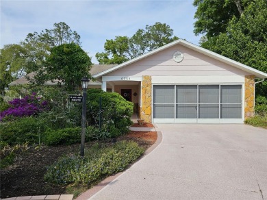 Timber Pines 3 Bedroom Home 2 Full Bathrooms And A Screened 2 on Timber Pines Golf Course in Florida - for sale on GolfHomes.com, golf home, golf lot