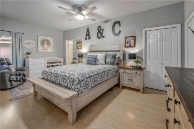 Enjoy the ideal blend of comfort and convenience in this on Briarcrest Country Club, Inc. in Texas - for sale on GolfHomes.com, golf home, golf lot