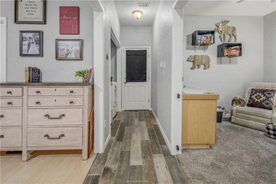 Enjoy the ideal blend of comfort and convenience in this on Briarcrest Country Club, Inc. in Texas - for sale on GolfHomes.com, golf home, golf lot