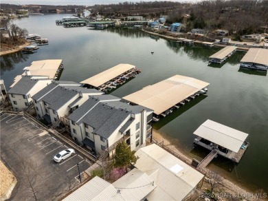 Beautiful, fully-furnished, recently remodeled 3 Bedroom, 2 Bath on Tan-Tar-A Golf Club in Missouri - for sale on GolfHomes.com, golf home, golf lot