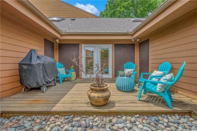 Enjoy the ideal blend of comfort and convenience in this on Briarcrest Country Club, Inc. in Texas - for sale on GolfHomes.com, golf home, golf lot