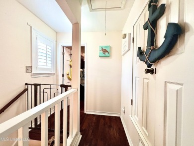 Updated End Unit Townhome with additional heated/cooled sq on Diamondhead Country Club in Mississippi - for sale on GolfHomes.com, golf home, golf lot