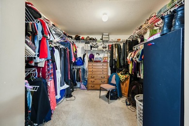 Did someone say fore?! This 5 bd, 3.5 ba sits pretty on its lot on Hoosier Links Golf Club in Indiana - for sale on GolfHomes.com, golf home, golf lot