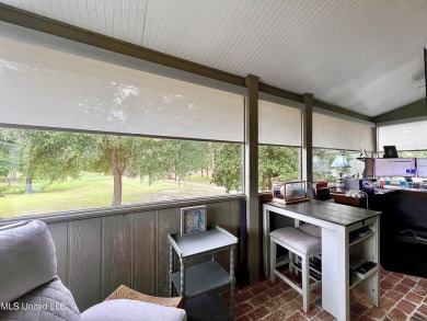 Updated End Unit Townhome with additional heated/cooled sq on Diamondhead Country Club in Mississippi - for sale on GolfHomes.com, golf home, golf lot