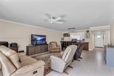 Magnificent condo located in a lovely cul-de-sac on phase 6 on Hollybrook Golf and Tennis Club  in Florida - for sale on GolfHomes.com, golf home, golf lot