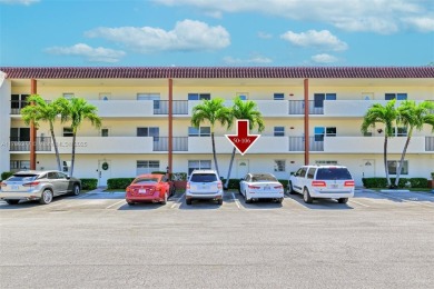 Magnificent condo located in a lovely cul-de-sac on phase 6 on Hollybrook Golf and Tennis Club  in Florida - for sale on GolfHomes.com, golf home, golf lot