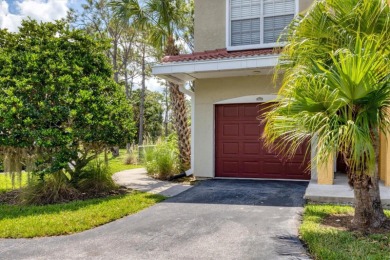 LOCATION, LOCATION, LOCATION! Welcome to Las Palmas of Sarasota on The Meadows Golf and Country Club in Florida - for sale on GolfHomes.com, golf home, golf lot