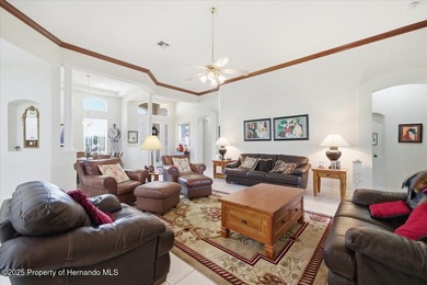 Located in Glen Lakes, this 1998 Addison Osprey home has been on Glen Lakes Country Club in Florida - for sale on GolfHomes.com, golf home, golf lot