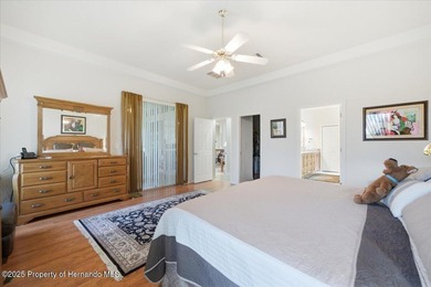 Located in Glen Lakes, this 1998 Addison Osprey home has been on Glen Lakes Country Club in Florida - for sale on GolfHomes.com, golf home, golf lot