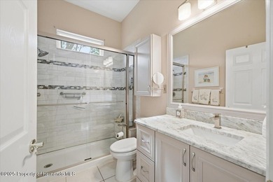 Located in Glen Lakes, this 1998 Addison Osprey home has been on Glen Lakes Country Club in Florida - for sale on GolfHomes.com, golf home, golf lot