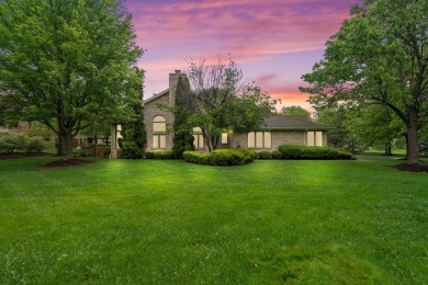 Immaculately maintained and rarely available all-brick RANCH on Ruffled Feathers Golf Club in Illinois - for sale on GolfHomes.com, golf home, golf lot