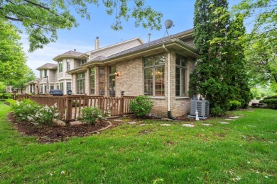 Immaculately maintained and rarely available all-brick RANCH on Ruffled Feathers Golf Club in Illinois - for sale on GolfHomes.com, golf home, golf lot