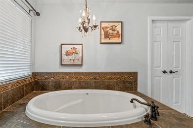 Motivated Seller!!!!!!
Beautiful Mansfield, Texas home in the on Walnut Creek Country Club in Texas - for sale on GolfHomes.com, golf home, golf lot