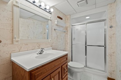 Immaculately maintained and rarely available all-brick RANCH on Ruffled Feathers Golf Club in Illinois - for sale on GolfHomes.com, golf home, golf lot