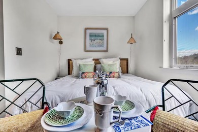 Travel & Leisure Magazine quoted Smith Mountain Lake as 'Lake on Mariners Landing Golf and Country Club in Virginia - for sale on GolfHomes.com, golf home, golf lot