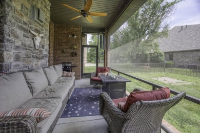 Rivercut Golf Community! Ranked in the top golf communities, top on Rivercut Golf Course in Missouri - for sale on GolfHomes.com, golf home, golf lot
