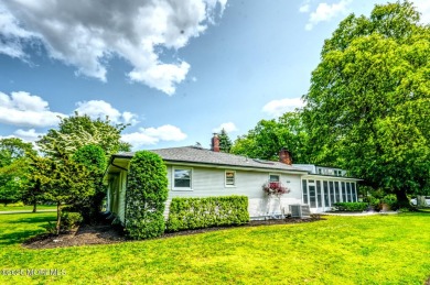 Move right in to this beautifully renovated 4-bedroom, 3 on Hollywood Golf Club in New Jersey - for sale on GolfHomes.com, golf home, golf lot