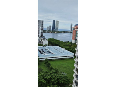 Penthouse in Aventura - Top Floor, Prime Location, Spectacular on Turnberry Isle Resort and Club in Florida - for sale on GolfHomes.com, golf home, golf lot